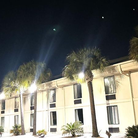 Regency Inn & Suites بينساكولا المظهر الخارجي الصورة