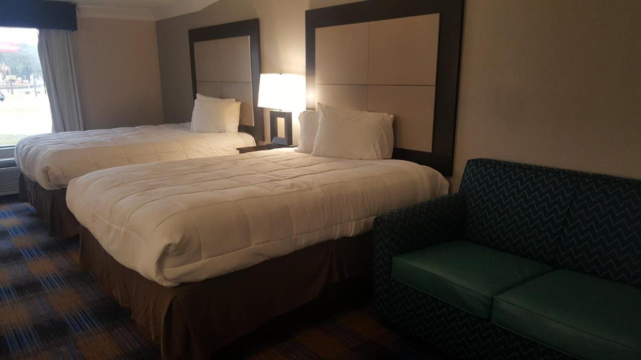 Regency Inn & Suites بينساكولا المظهر الخارجي الصورة