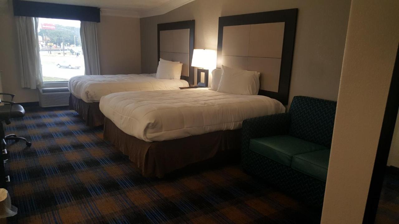 Regency Inn & Suites بينساكولا المظهر الخارجي الصورة